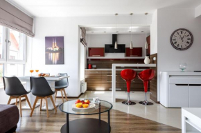 Golden Apartments Wroclaw - Two Bedrooms - Great Location&Legnicka